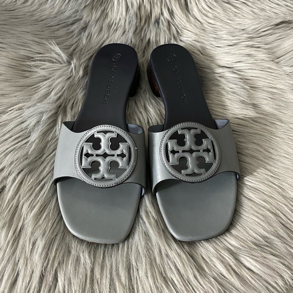 Tory Burch Bombé Miller Slides Light Blue/Navy 9🥰🎁 - Picture 2 of 8